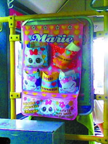 公交车挂便民袋装日用品，市民点赞盼推广